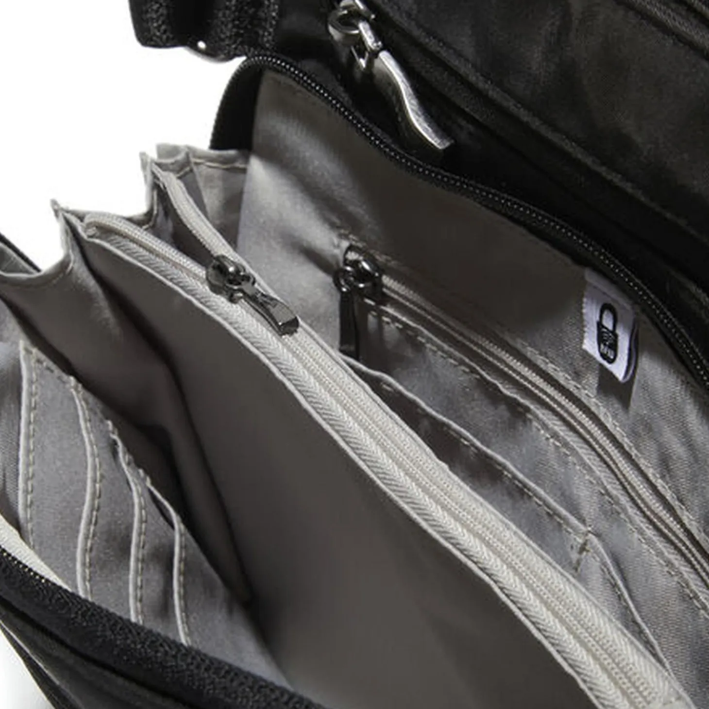 Baggallini Marais Crossbody