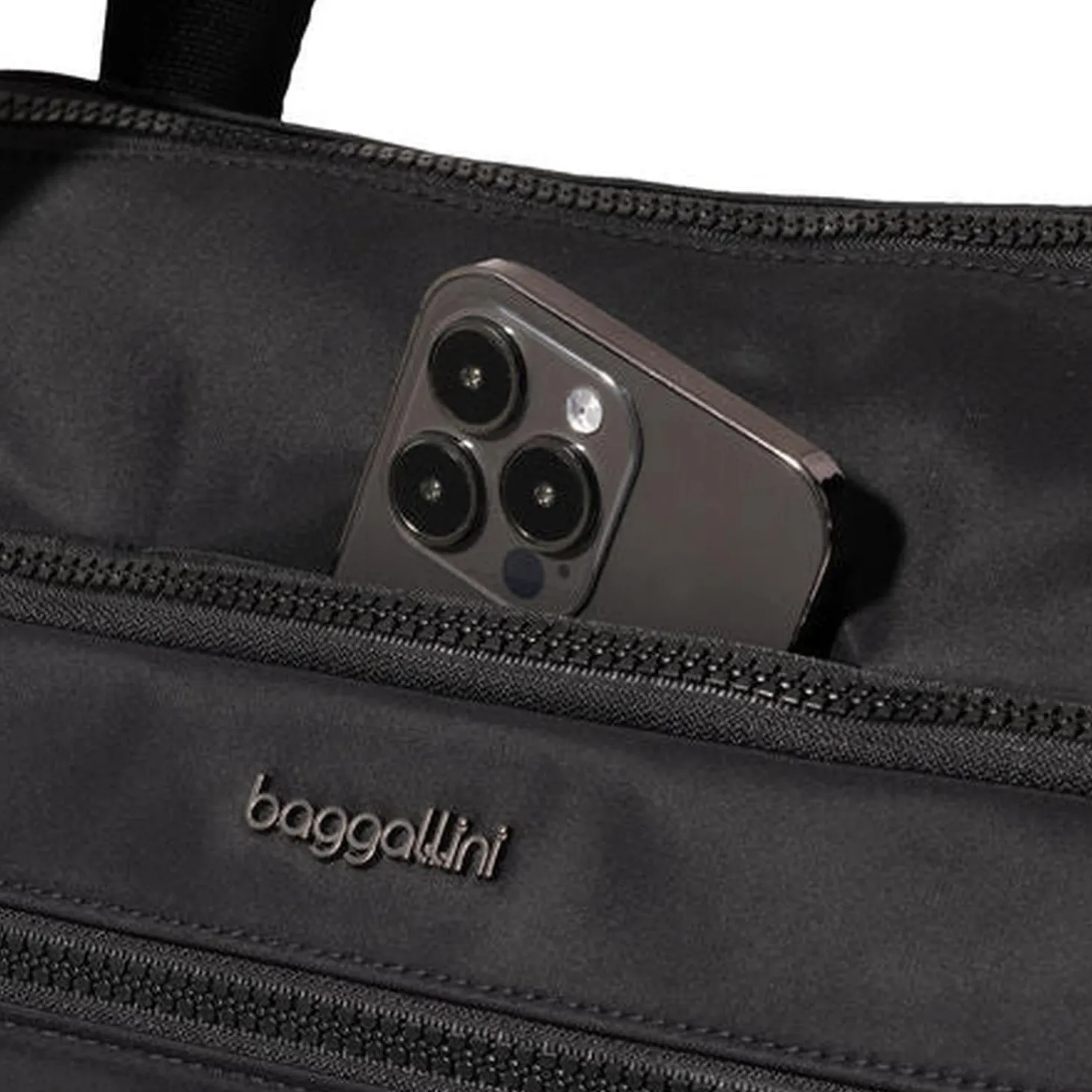 Baggallini Park Avenue Overnight Tote