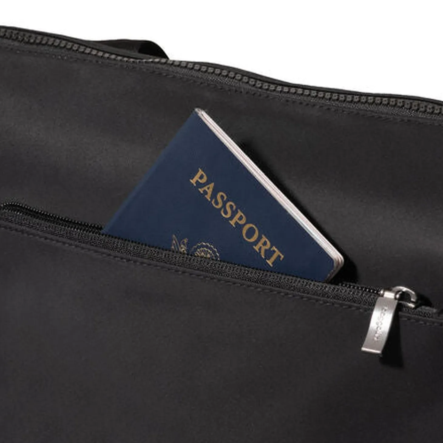 Baggallini Park Avenue Overnight Tote