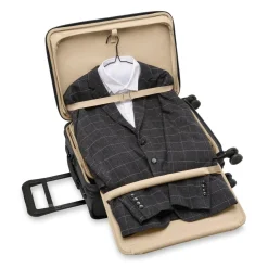 Briggs & Riley Baseline Essential Carry-On Spinner