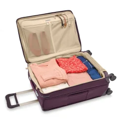 Briggs & Riley Baseline Medium Expandable Spinner