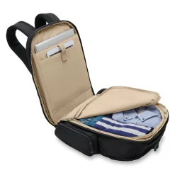 Briggs & Riley Baseline Traveler Backpack