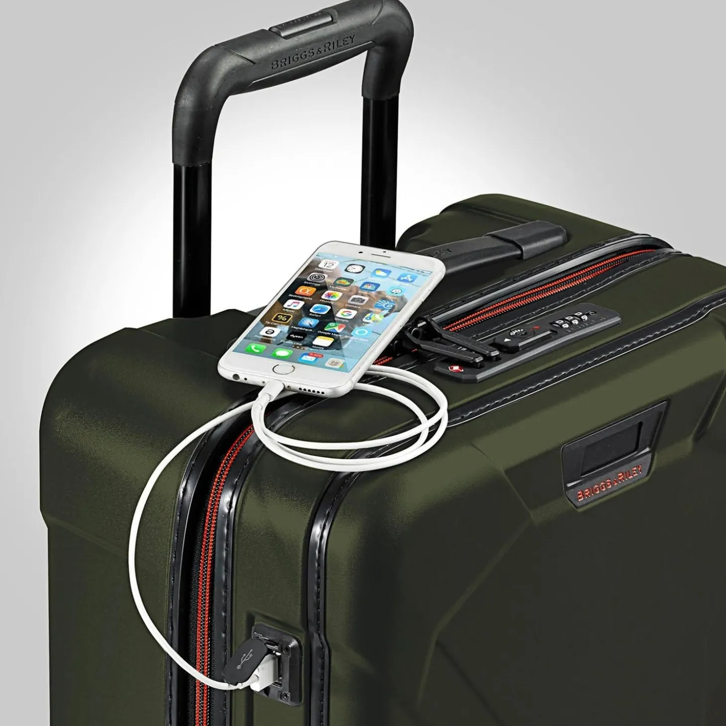 Briggs & Riley Torq Domestic Carry On Spinner