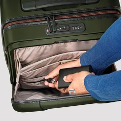 Briggs & Riley Torq Domestic Carry On Spinner
