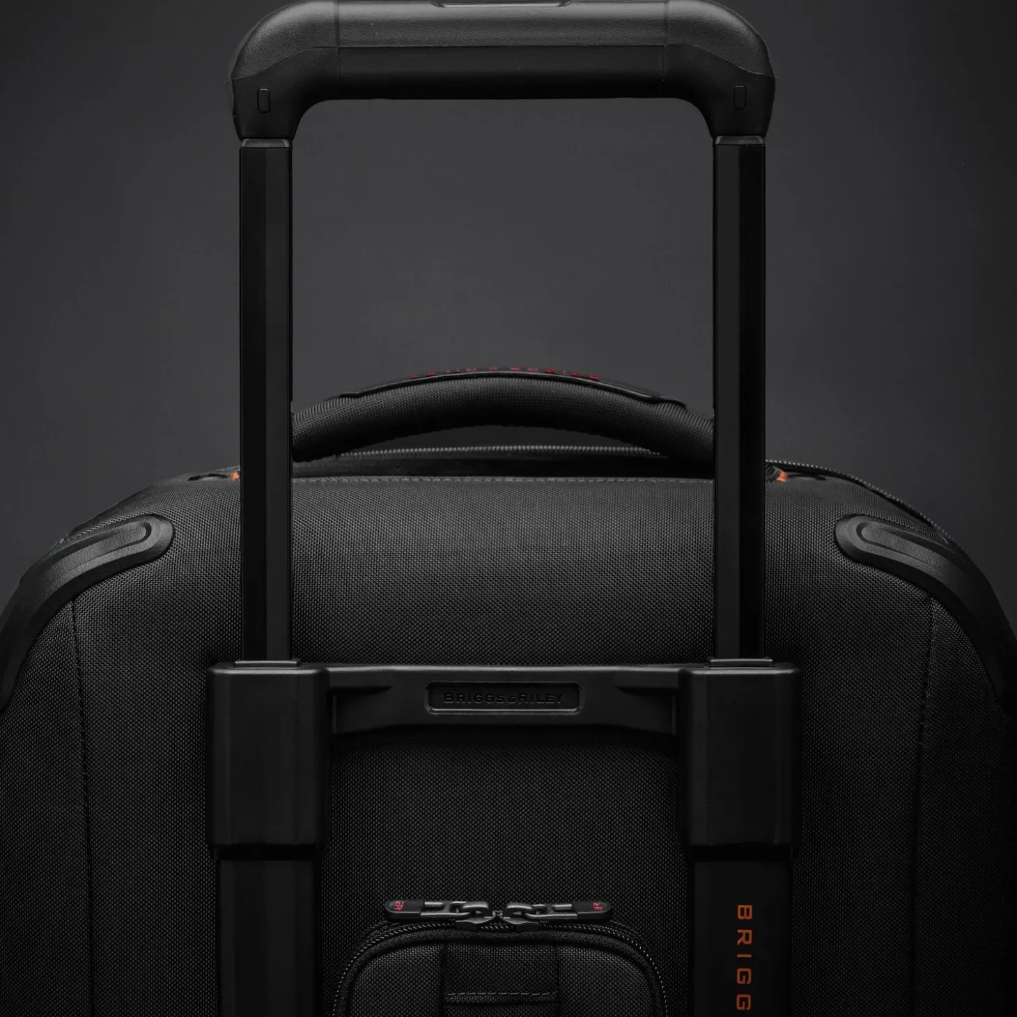Briggs & Riley ZDX 2.0 Medium Expandable Spinner