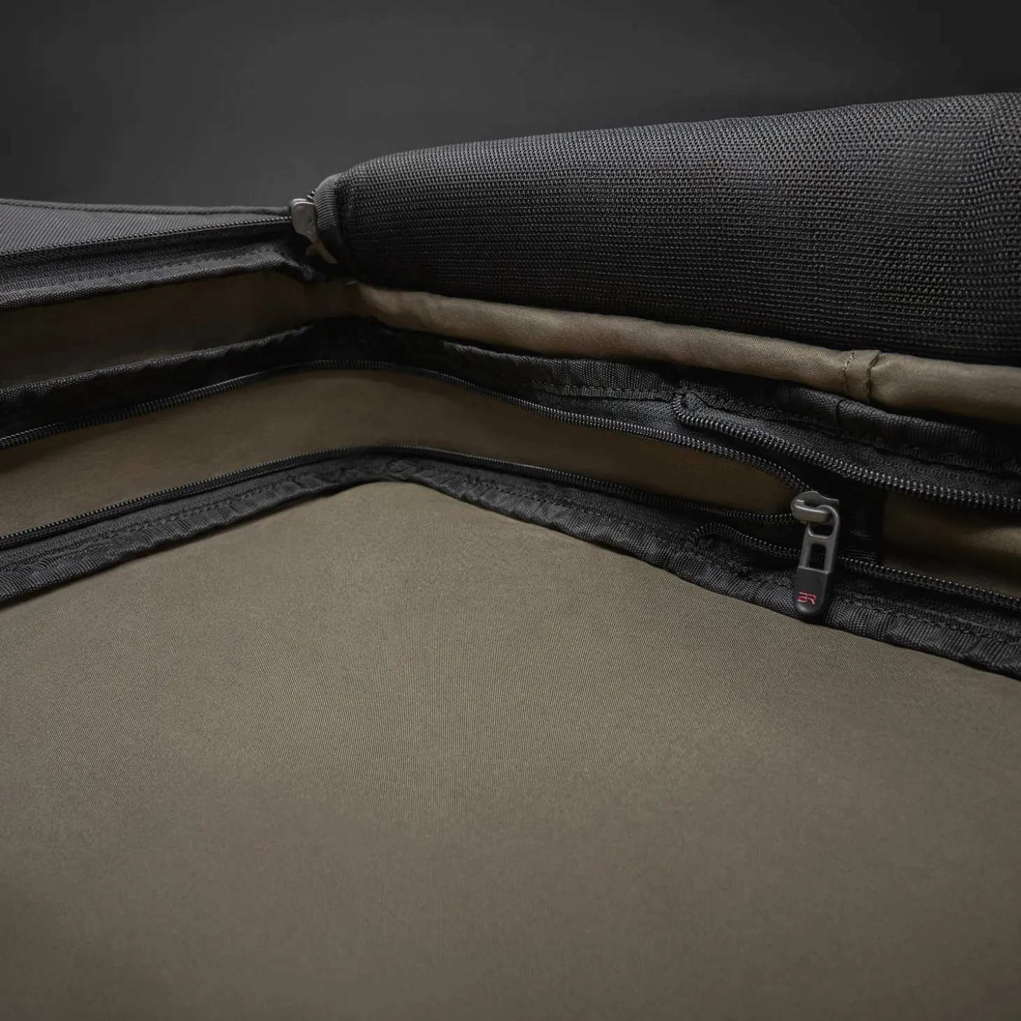Briggs & Riley ZDX 2.0 Medium Upright Duffle
