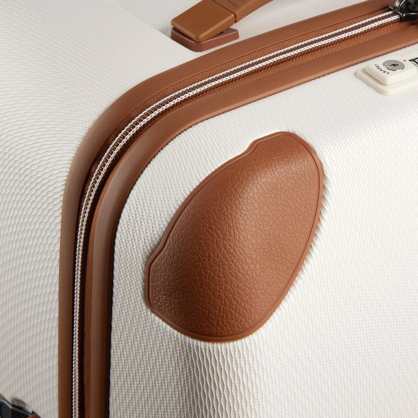 Delsey Chatelet Air 2.0 26" Trunk Spinner