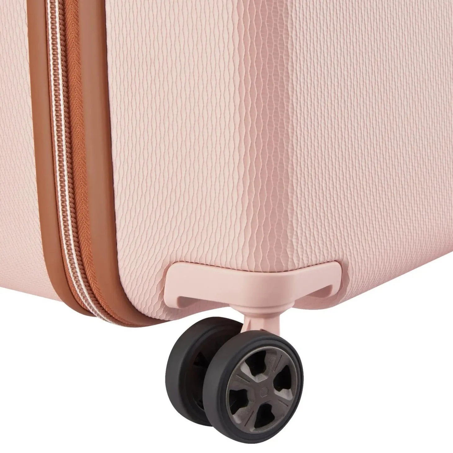 Delsey Chatelet Air 2.0 26" Trunk Spinner