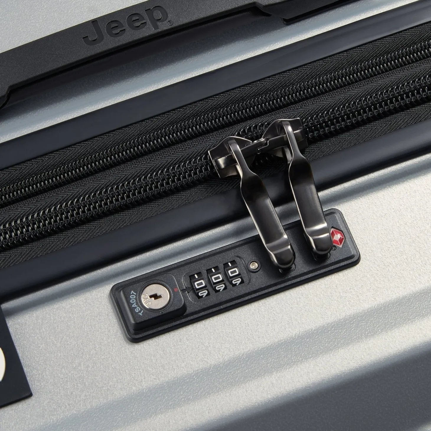 Delsey Jeep JH001A 29" Spinner Trunk