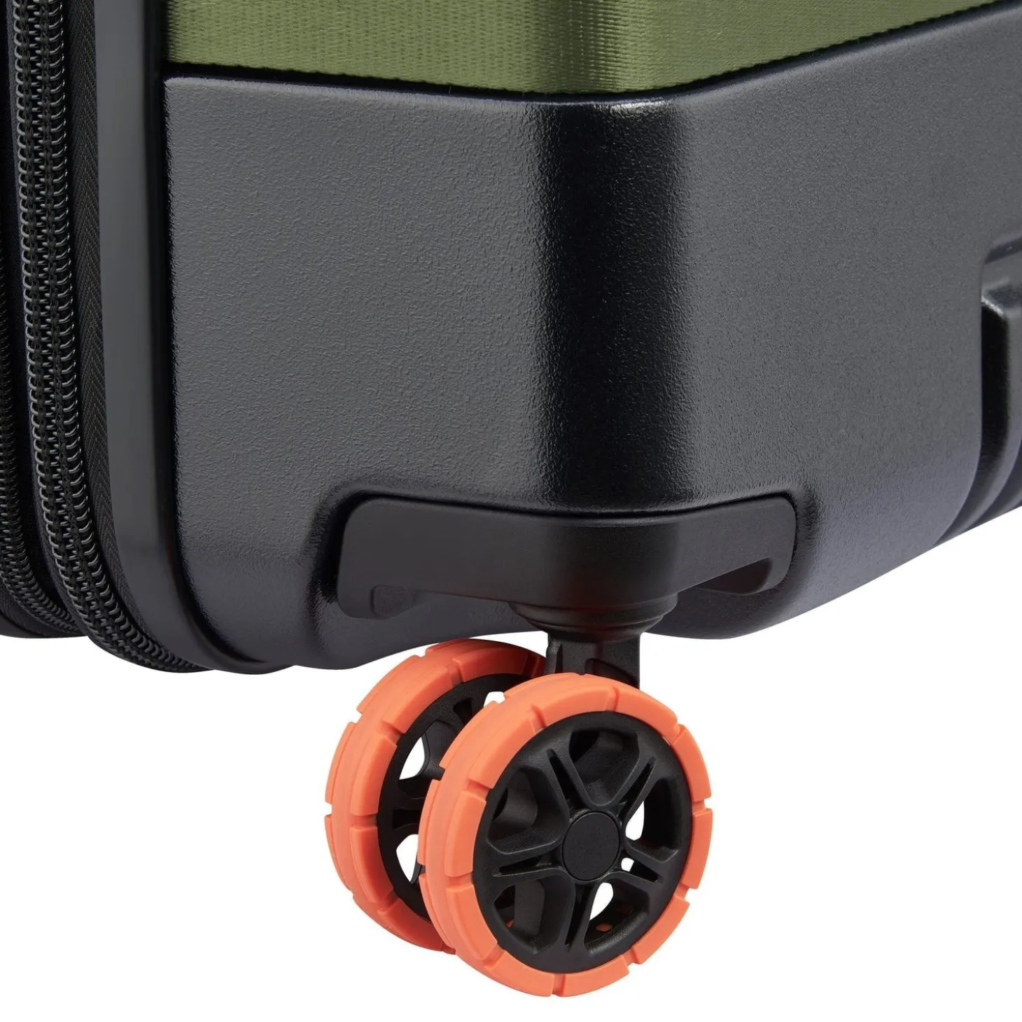 Delsey Jeep JH001A 25" Spinner Upright