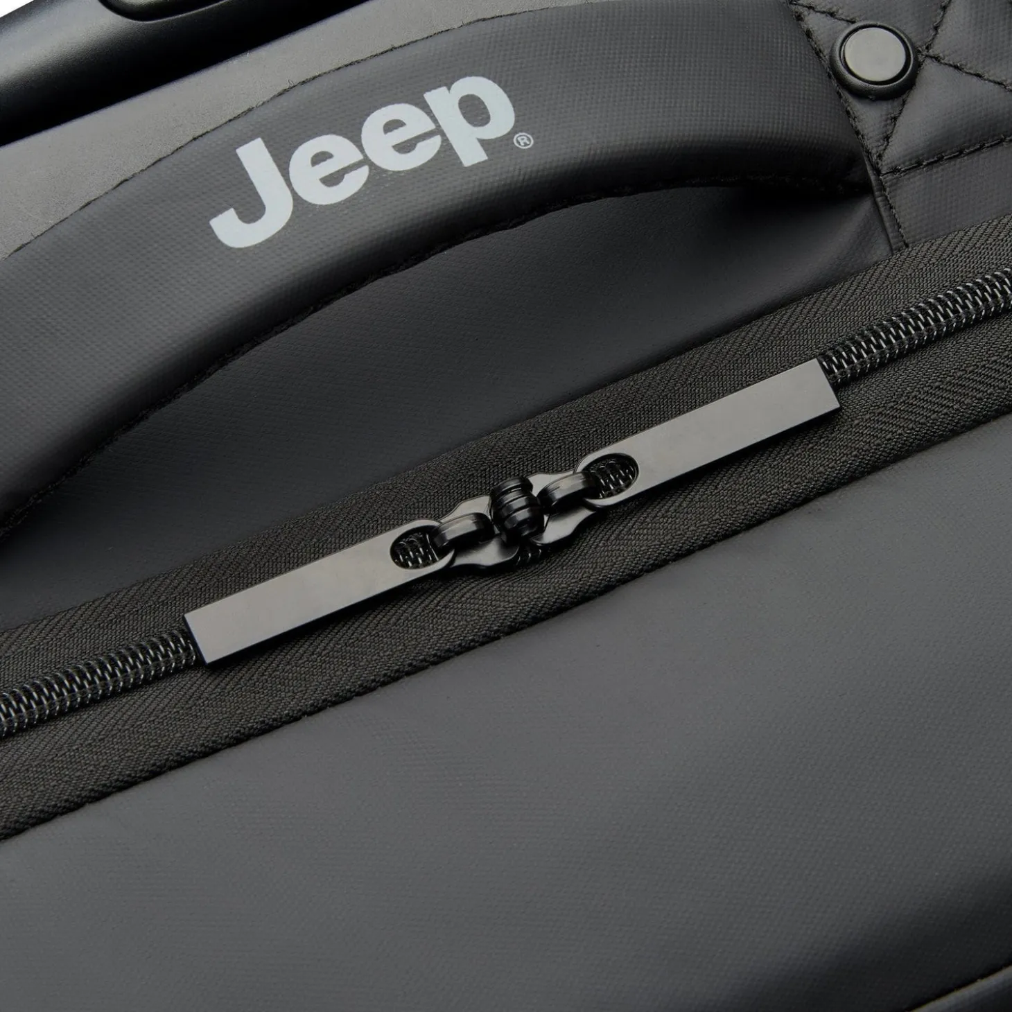 Delsey Jeep JS006B 20" Rolling Duffel
