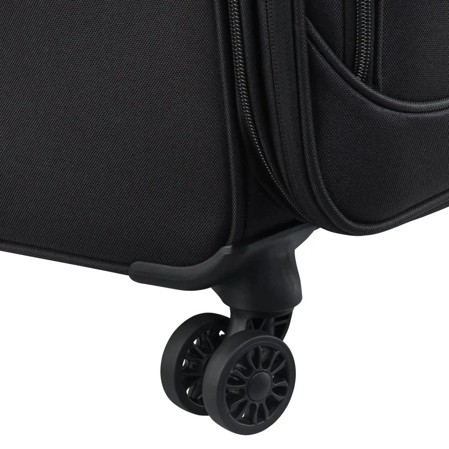 Delsey Sky Max 3.0 Expandable 27" Spinner