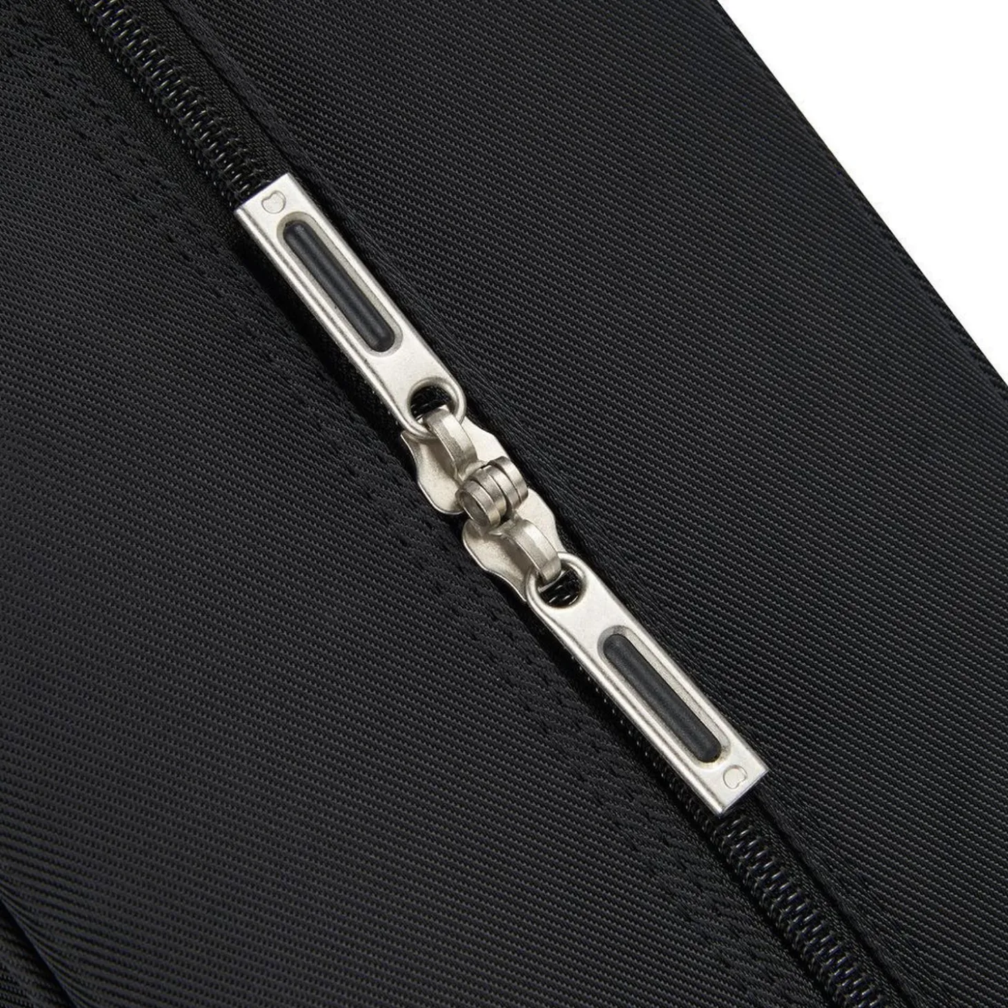 Delsey Sky Max 2.0 2-Wheel Garment Bag