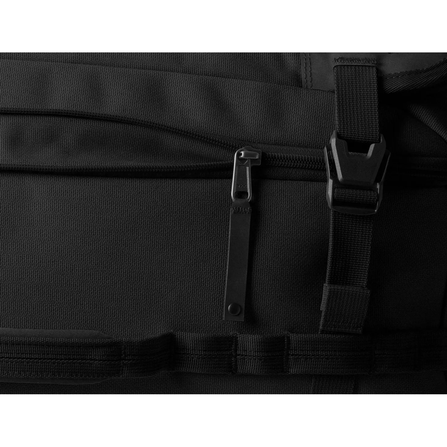 Eagle Creek Gear Warrior XE 4-Wheeled Large Carry-On