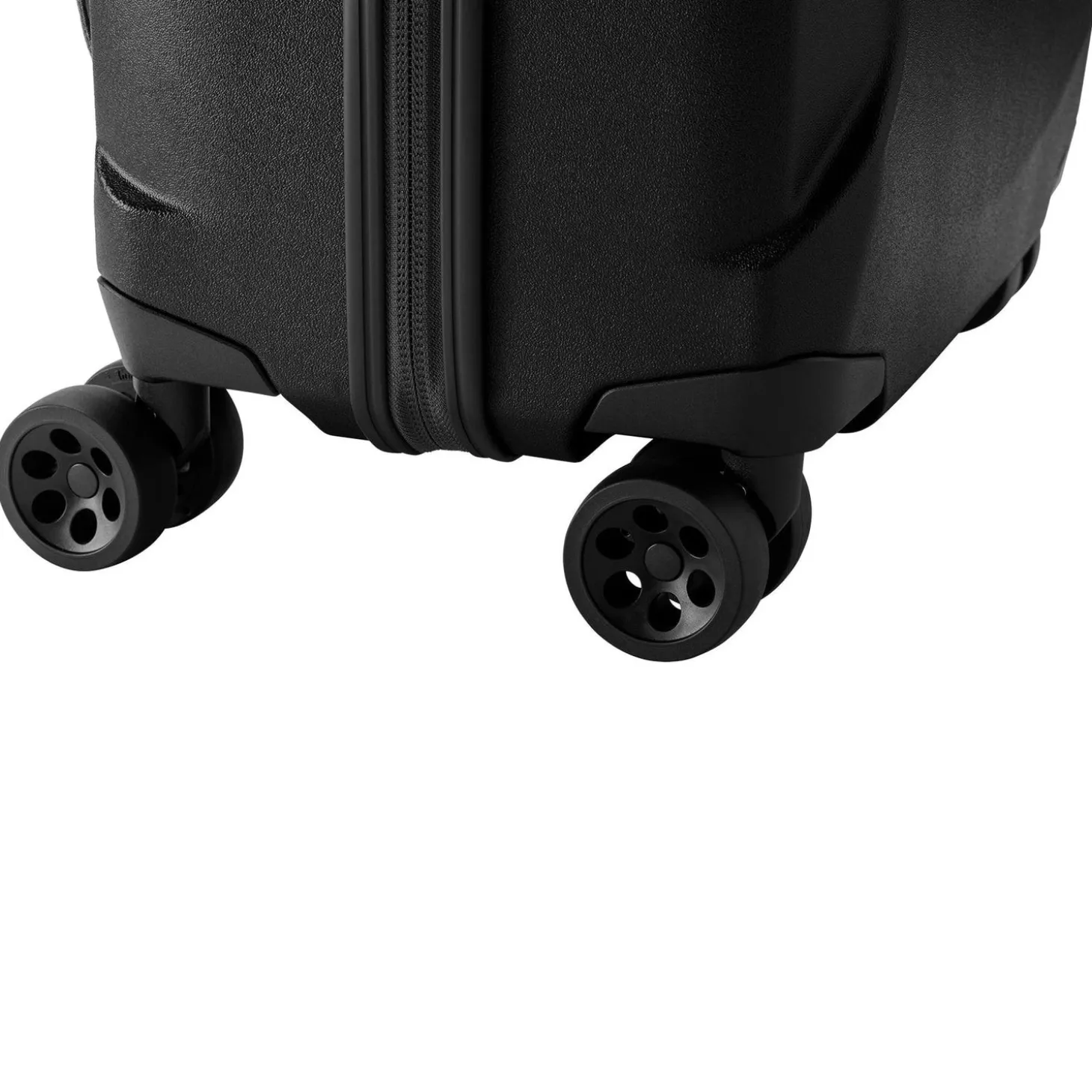 Eagle Creek Tarmac 4 Wheeled 26" Spinner