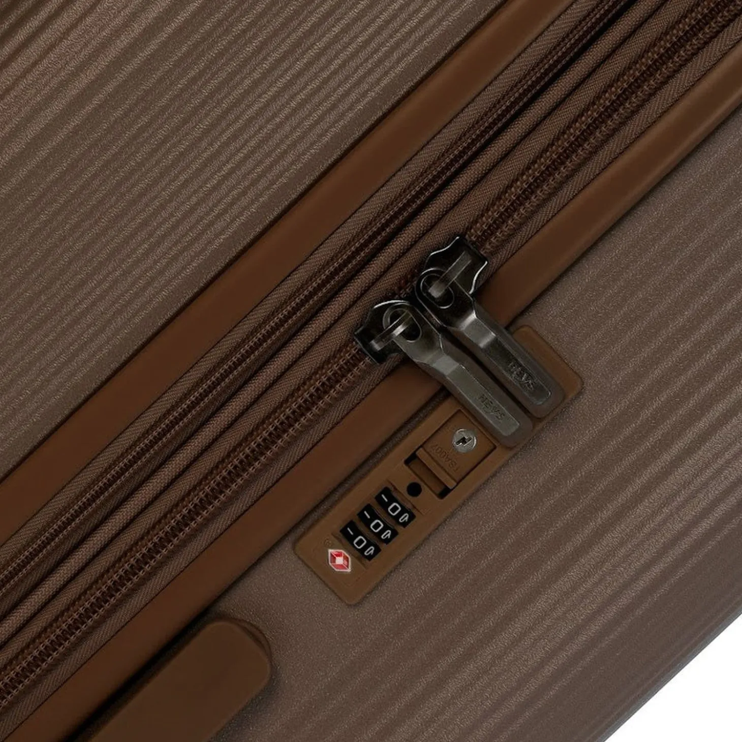 Heys Earth Tones 21" Spinner