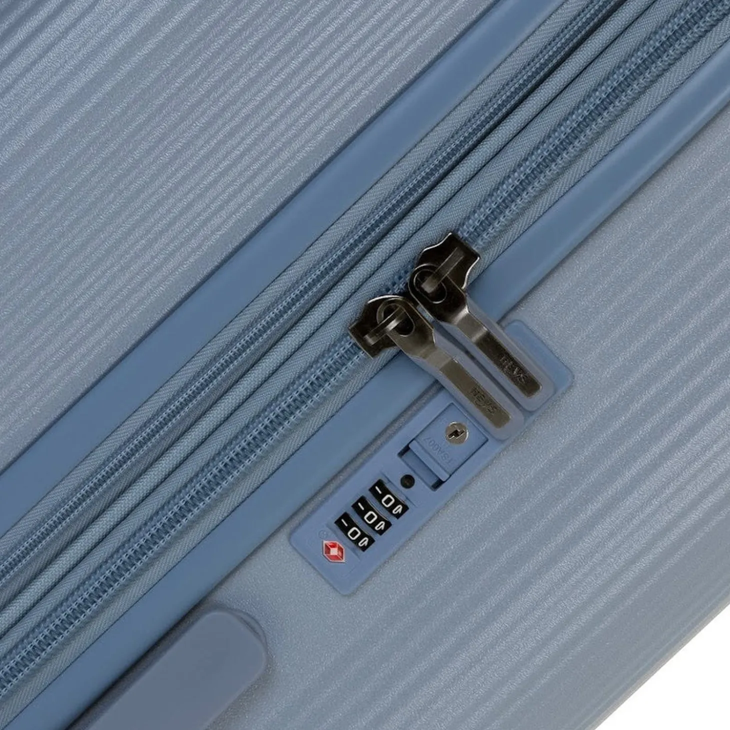 Heys Earth Tones 30" Trunk Spinner