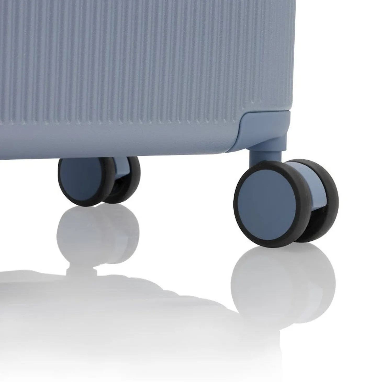 Heys Earth Tones 30" Trunk Spinner