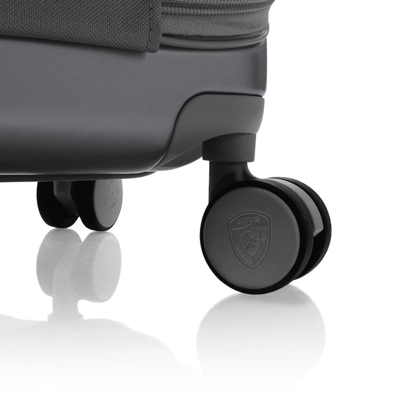 Heys EZ Fashion 30" Spinner
