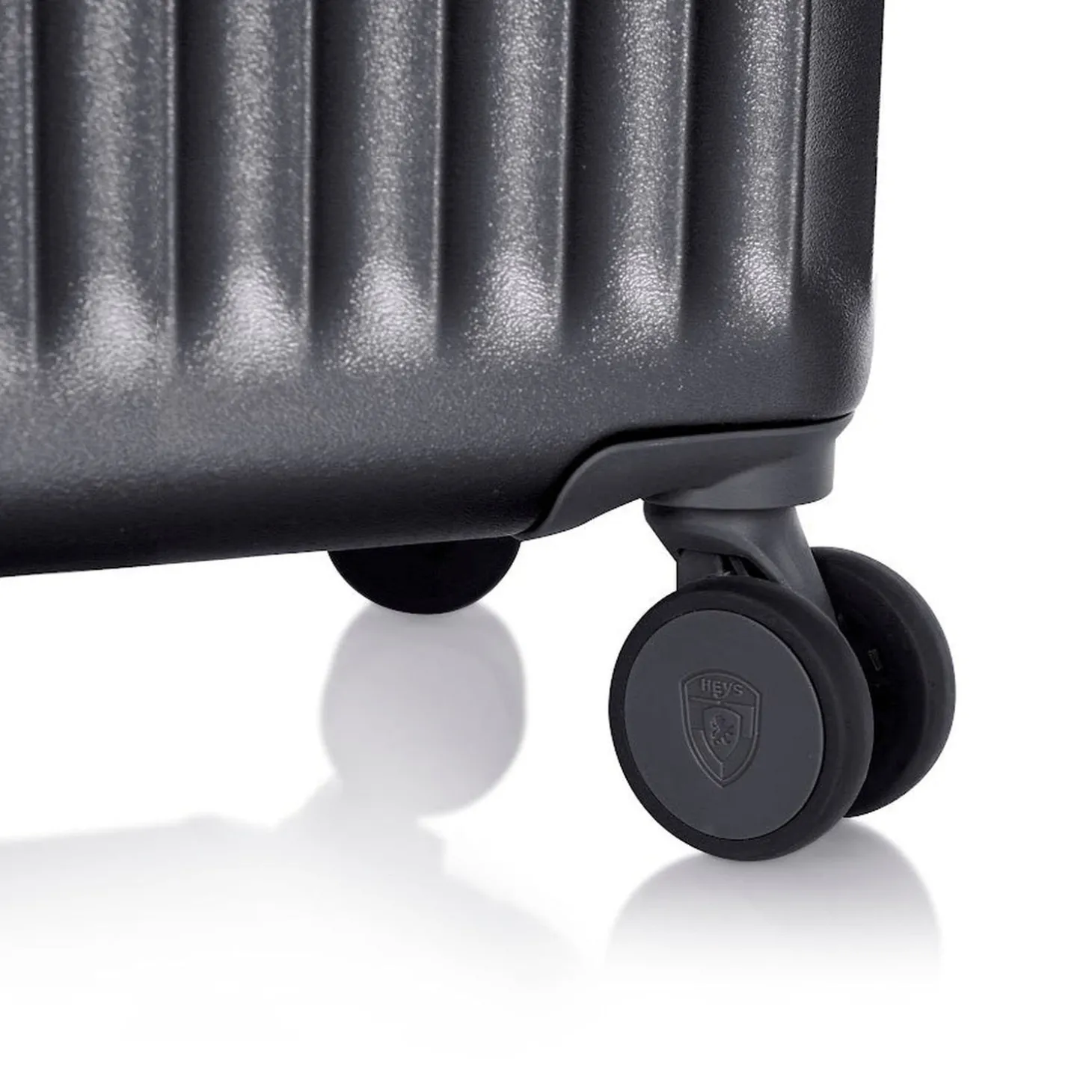 Heys Luxe 26" Spinner