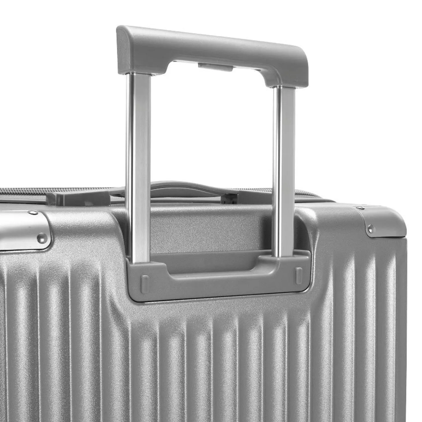 Heys Luxe 21" Spinner
