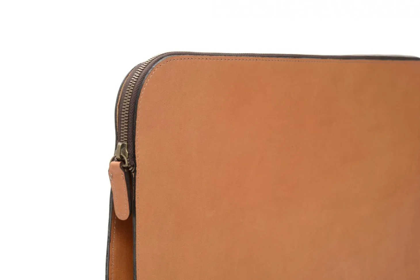 Korchmar Adventure Grant Leather Laptop Sleeve