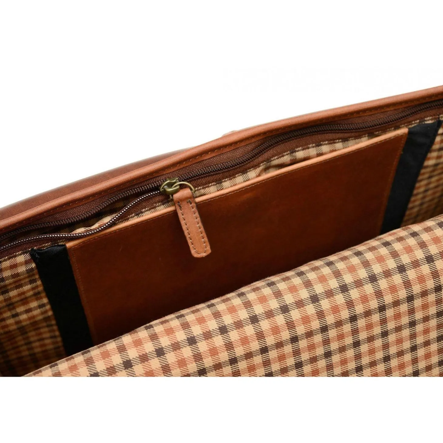 Korchmar Garfield Leather Laptop Messenger
