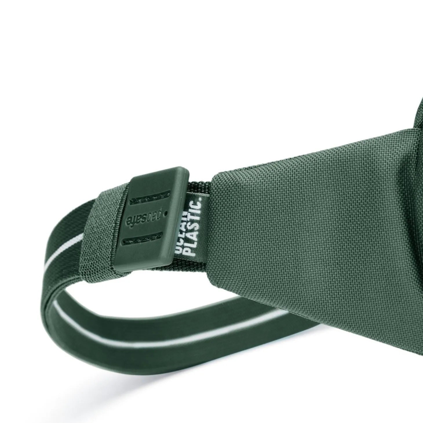 Pacsafe GO Sling Pack
