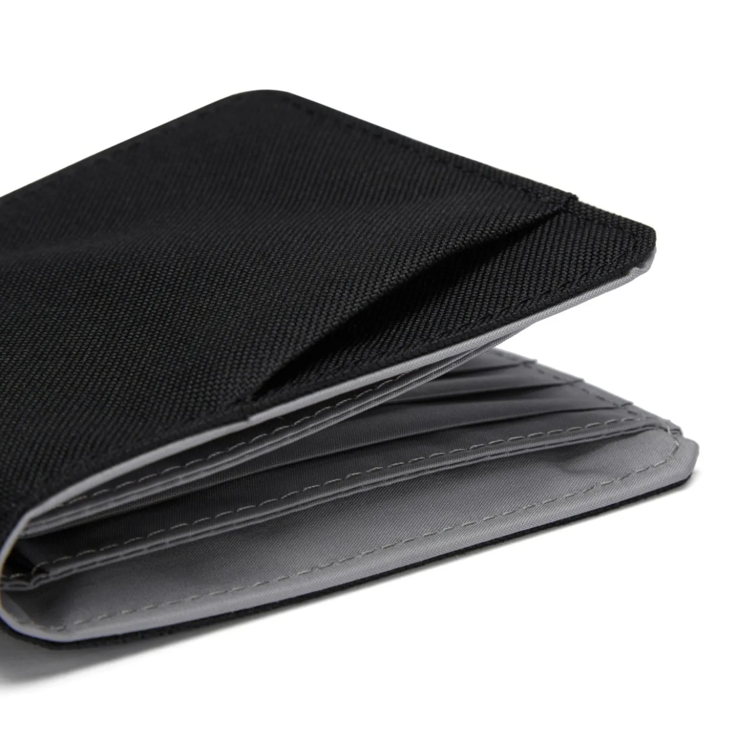 Pacsafe RFIDsafe Bifold Wallet