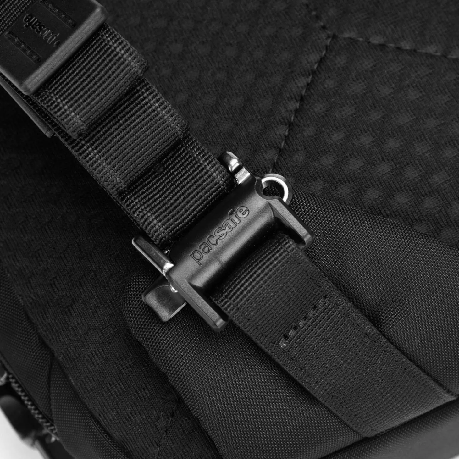 Pacsafe V Tech Sling