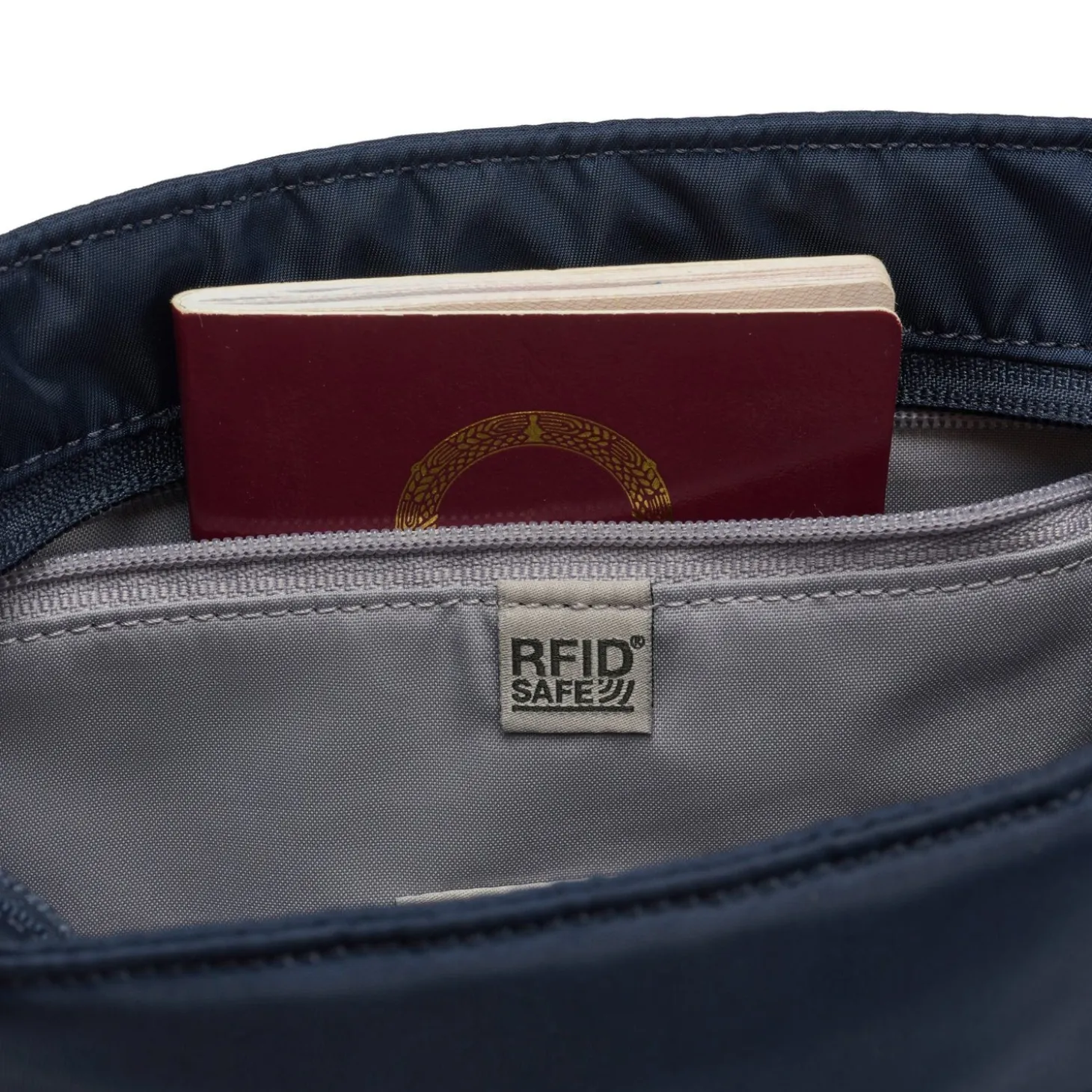 Pacsafe W Crossbody