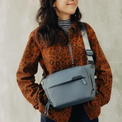 Peak Design Everyday Sling 3L