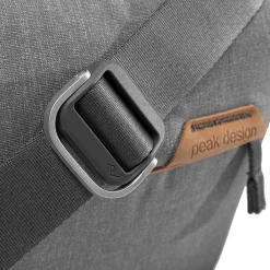 Peak Design Everyday Sling 3L