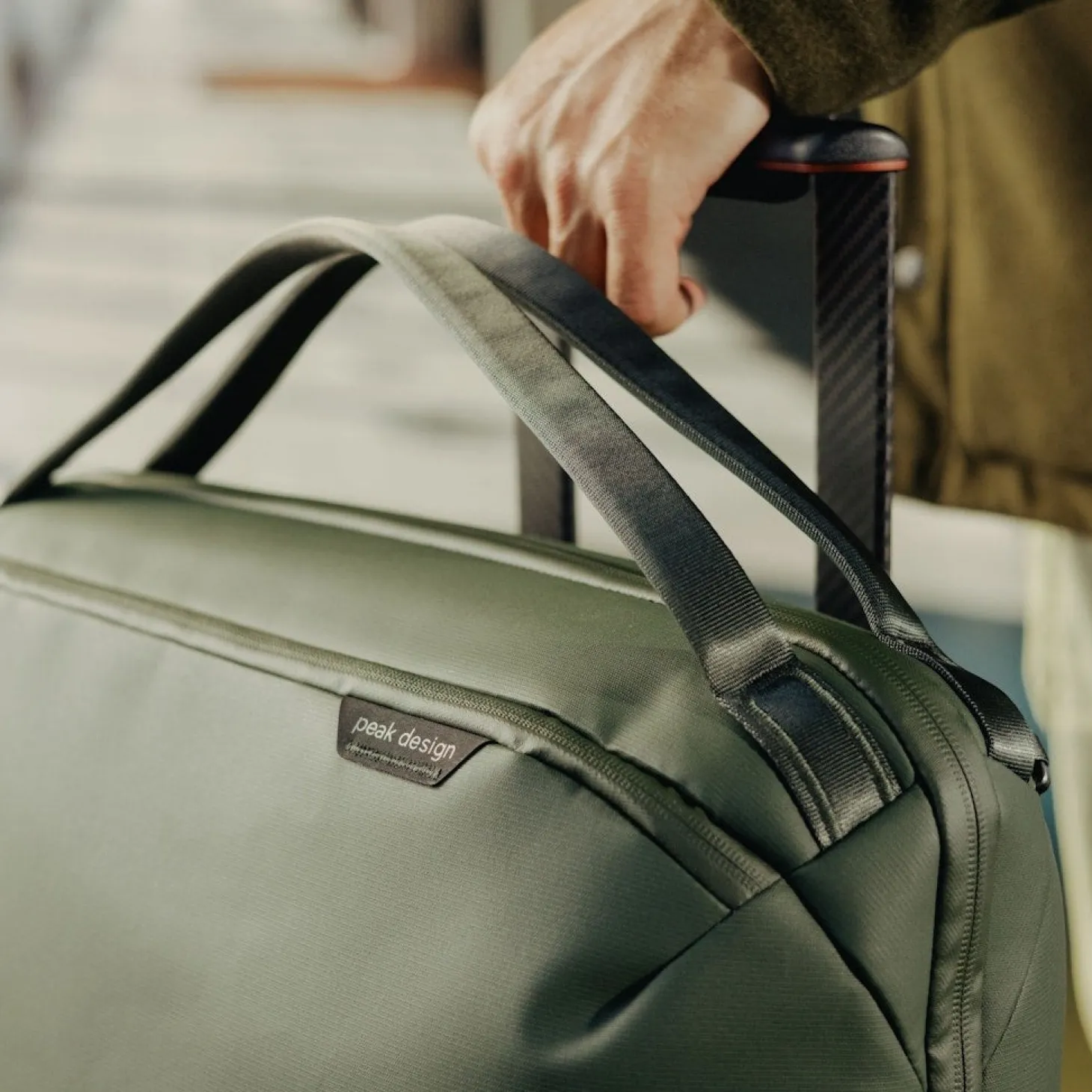 Peak Design Travel Weekender 25L