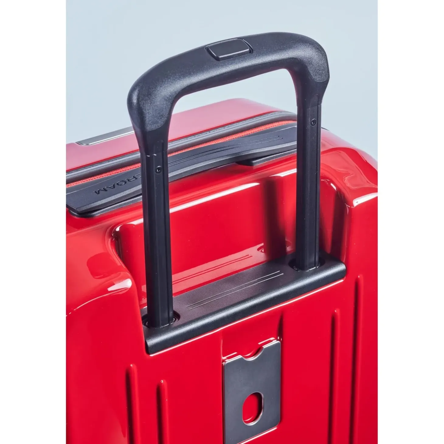 Roam Luggage Hardside Carry-On Spinner