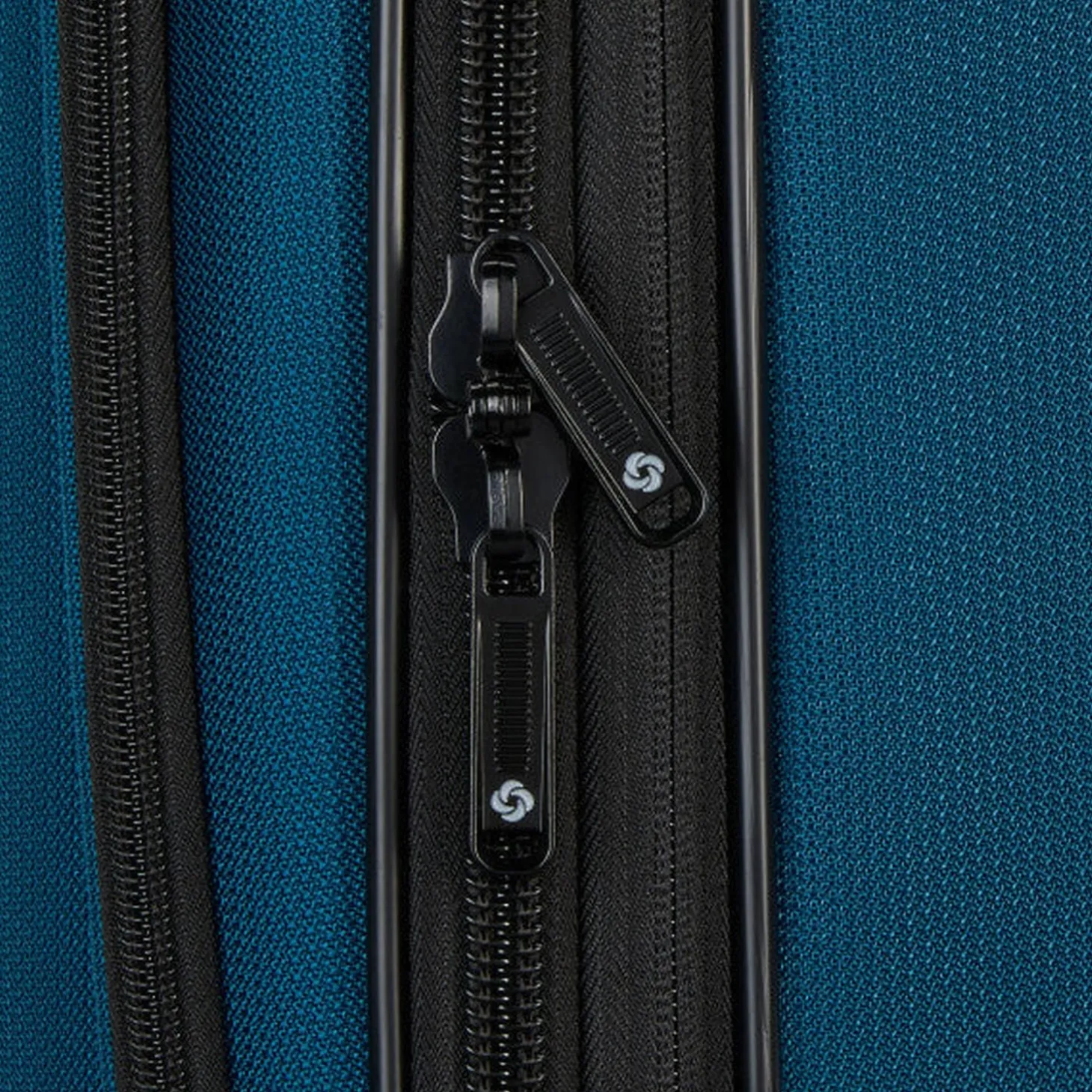 Samsonite Ascella 4.0 Large Expandable Spinner
