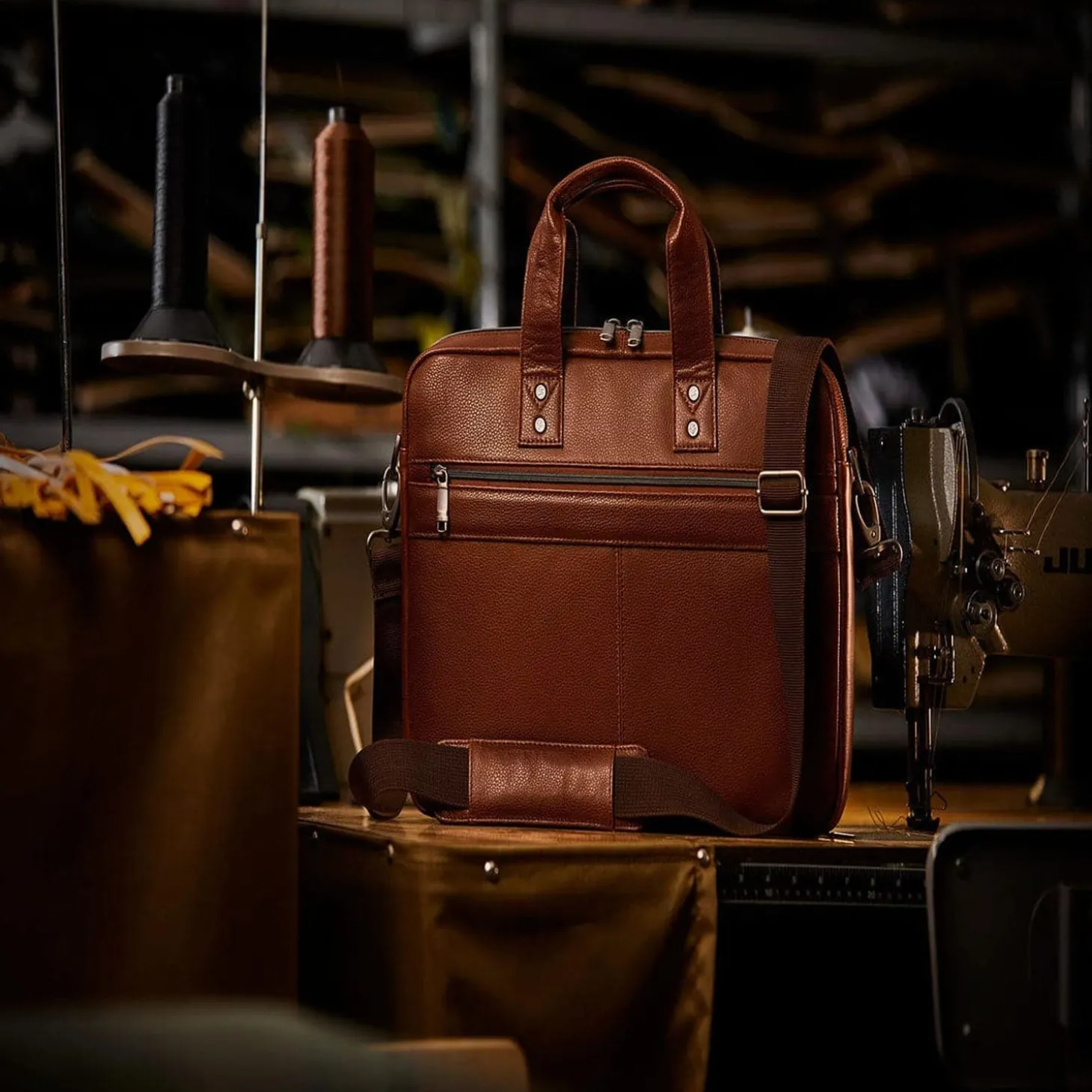 Samsonite Classic Leather Slim Brief