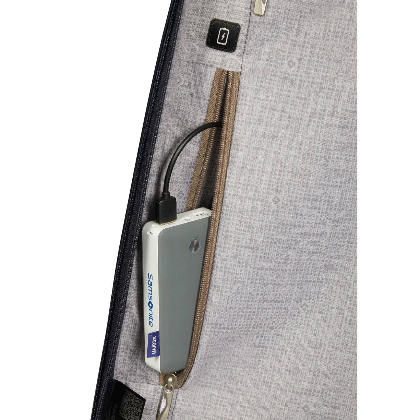 Samsonite C-Lite Carry-On Spinner