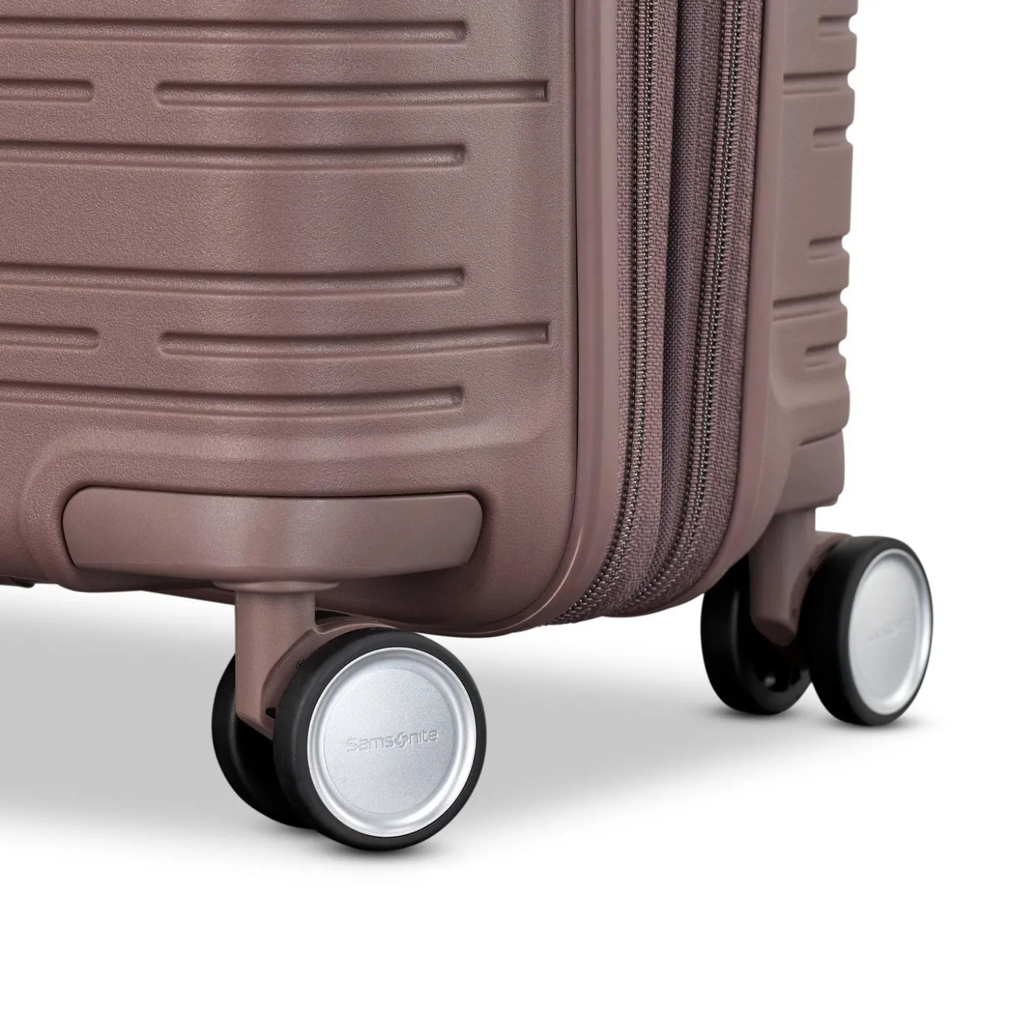 Samsonite Elevation Plus Hardside Large Spinner