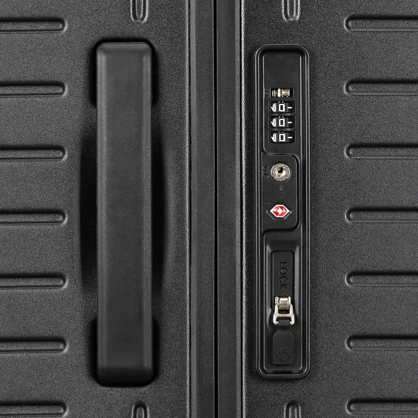 Samsonite Framelock Max Carry-On Spinner