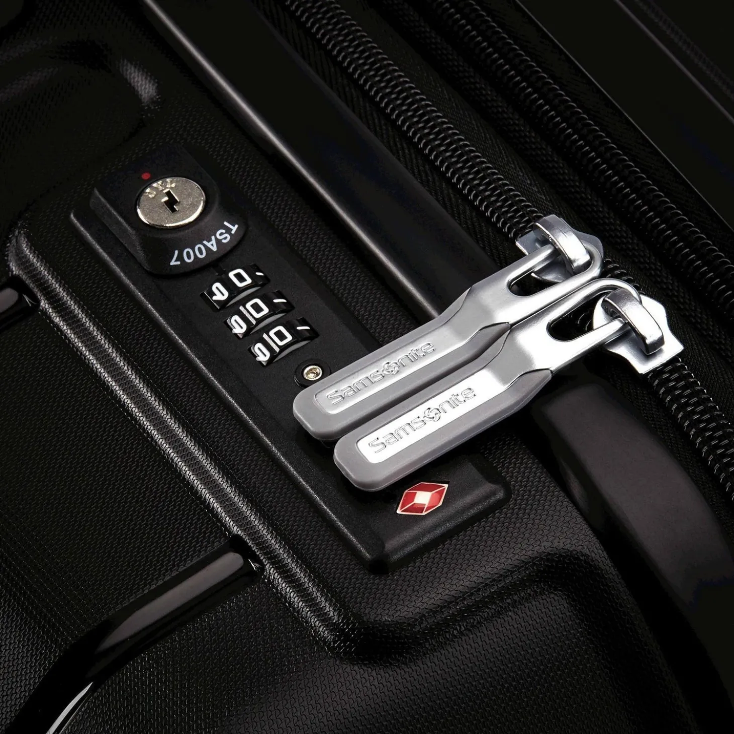 Samsonite Freeform 24" Spinner