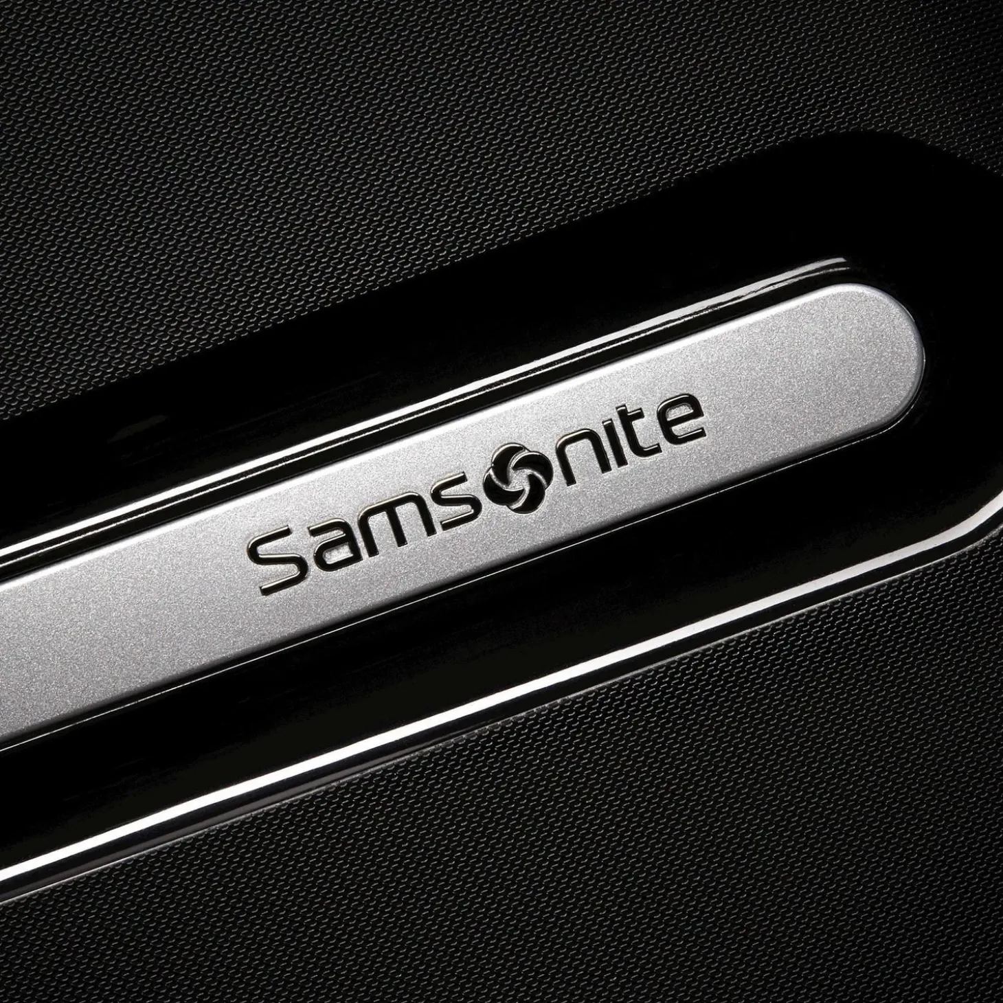 Samsonite Freeform 24" Spinner