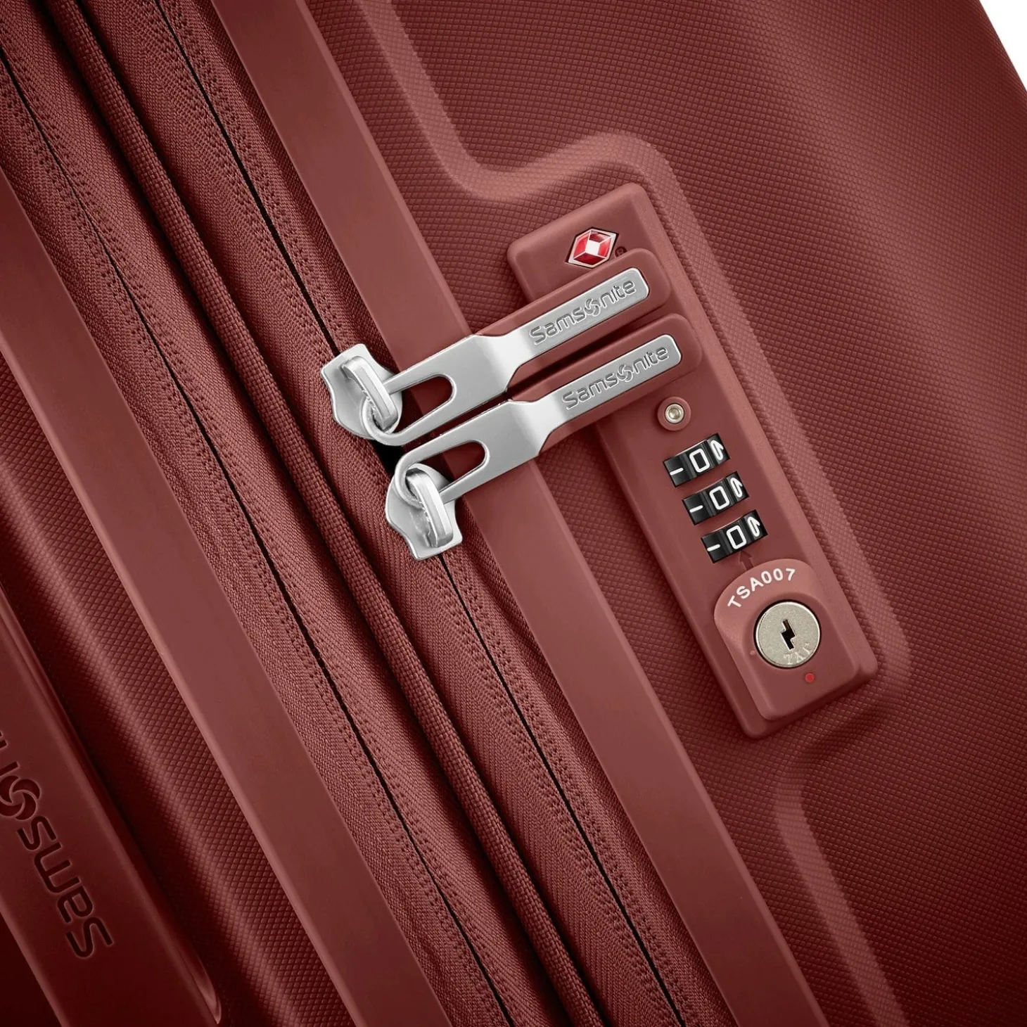 Samsonite Outline Pro Medium Spinner