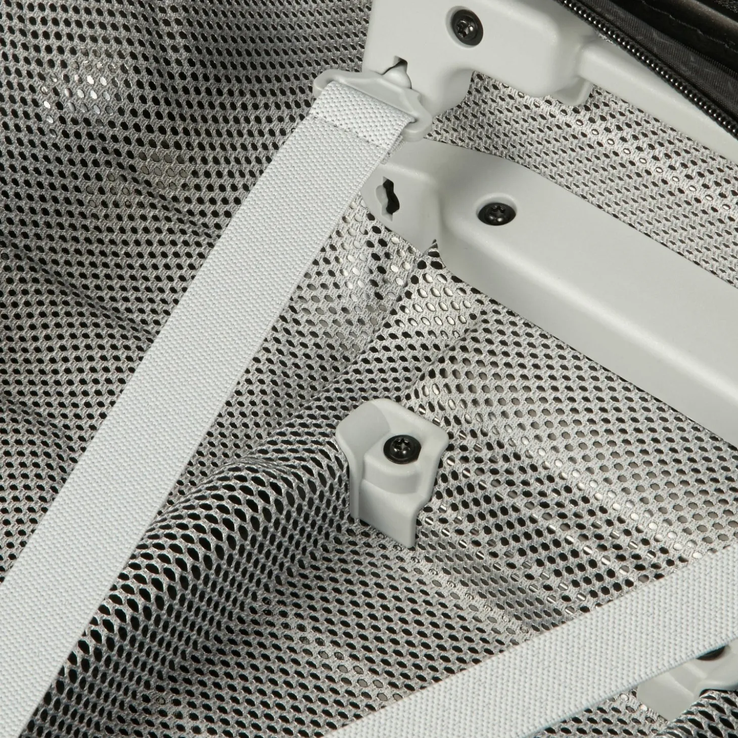 Samsonite Proxis Large Spinner