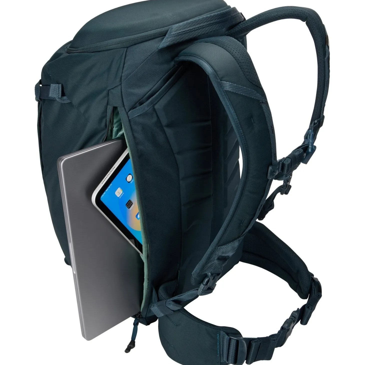 Thule Luggage Landmark Travel Pack 40L