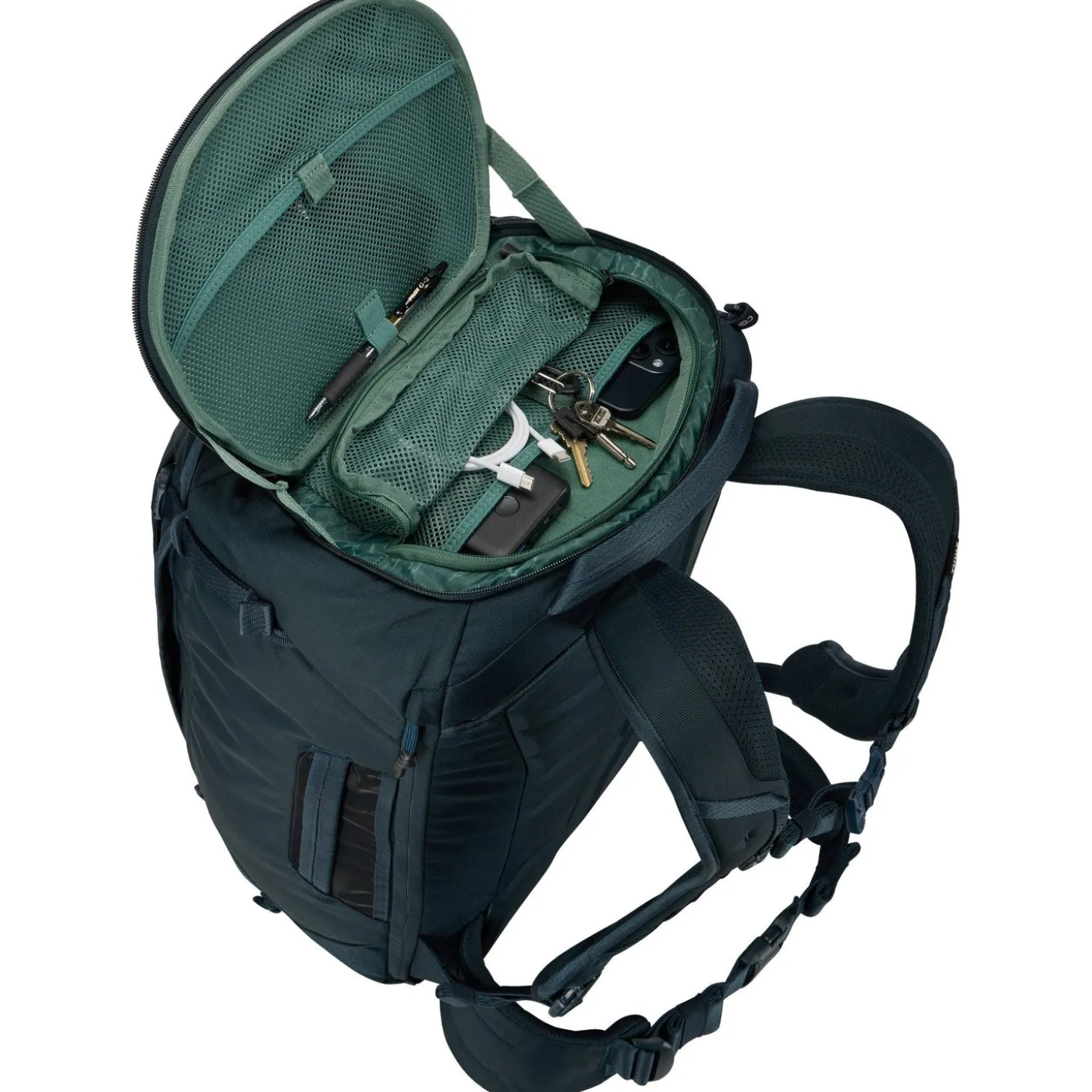 Thule Luggage Landmark Travel Pack 40L
