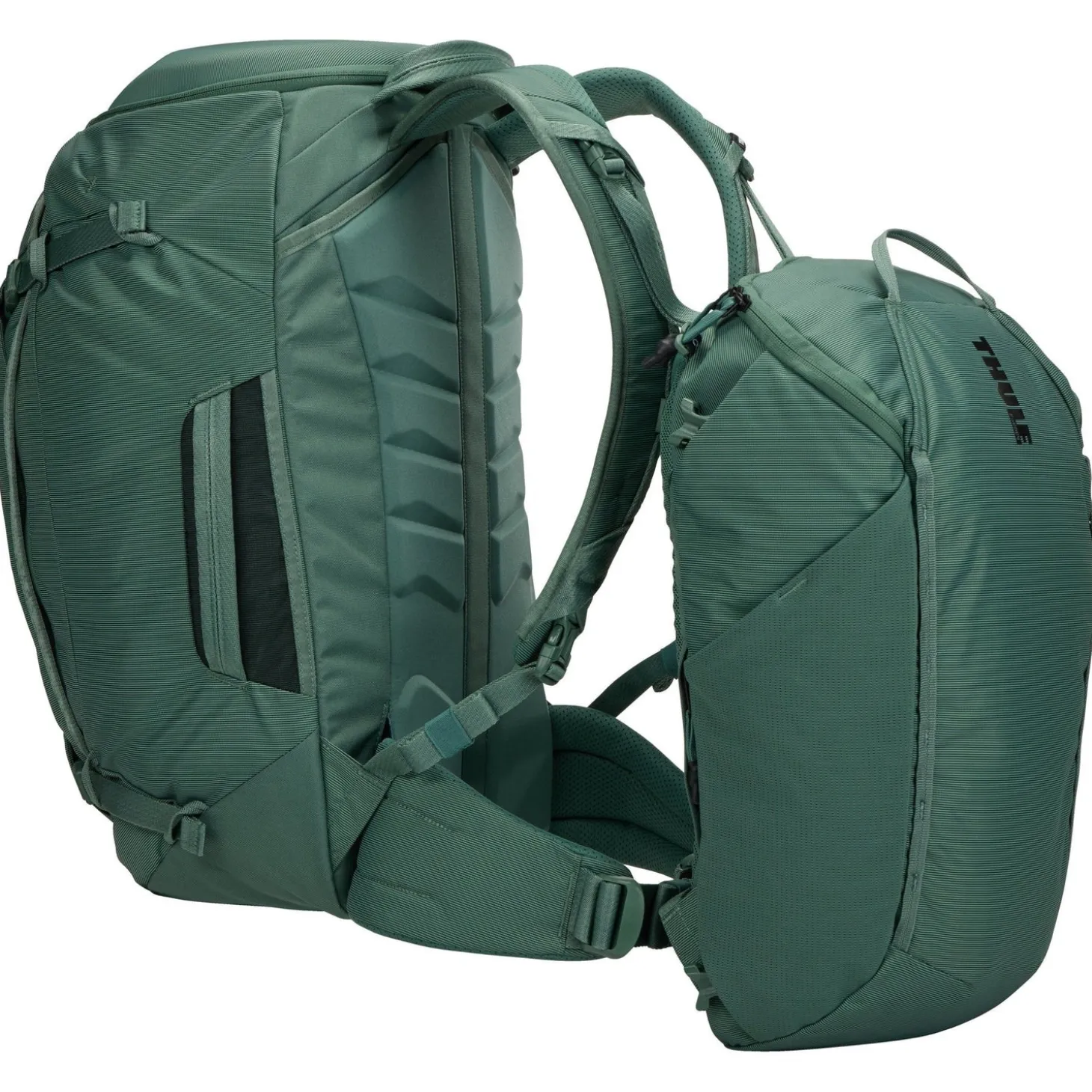 Thule Luggage Landmark Travel Pack 60L