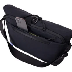 Thule Luggage Paramount 14L Crossbody