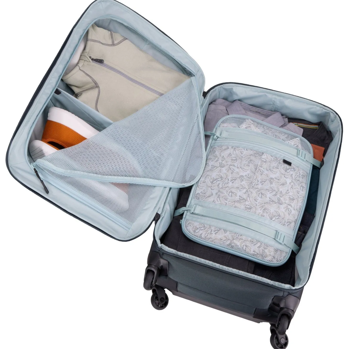 Thule Luggage Subterra 2 Checked Spinner