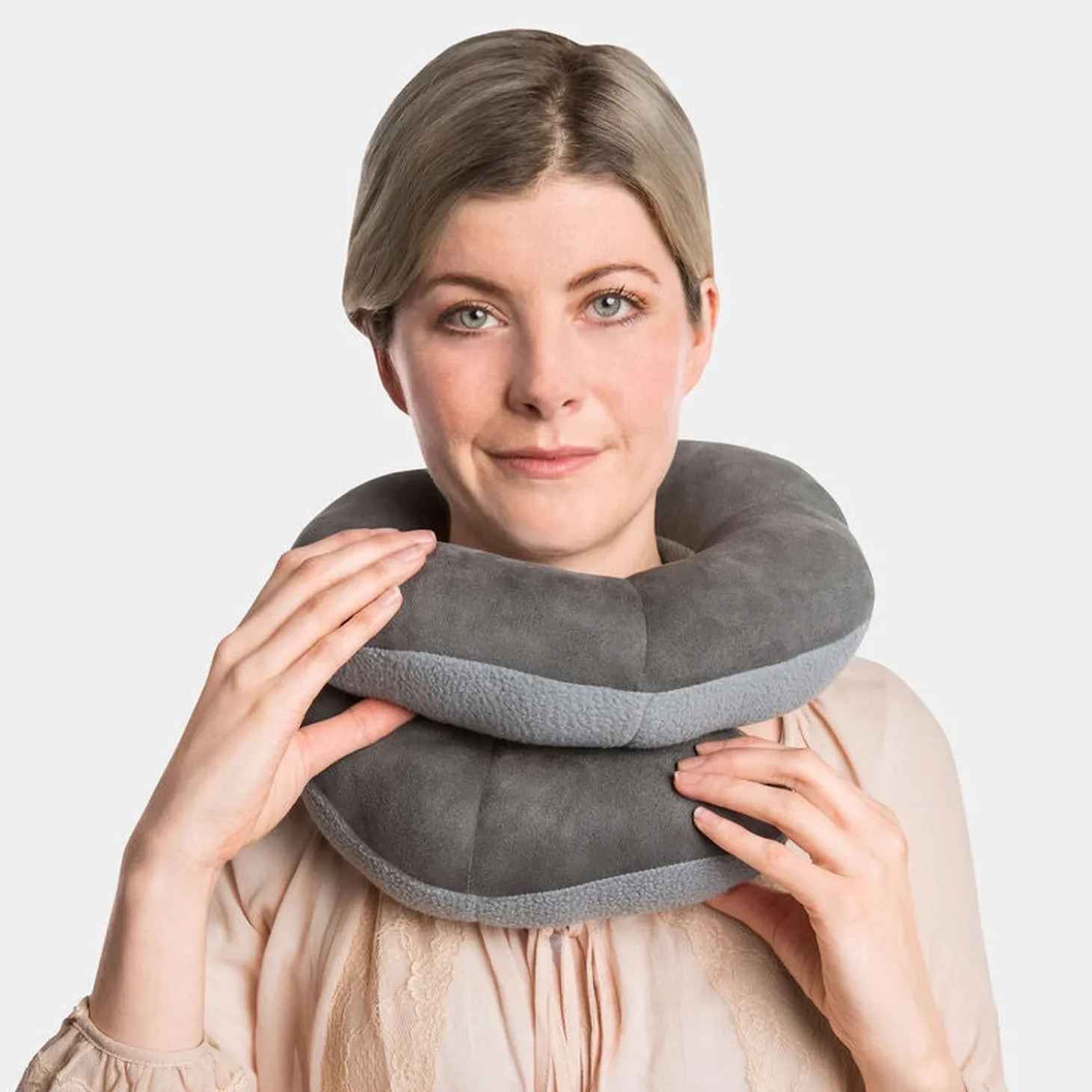 Travelon Deluxe Wrap N Rest Pillow